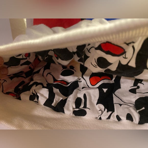 RARE UNWORN Vtg near MINT Micky Mouse JGHook Disney Hong Kong Sweatshirt Top - Picture 12 of 17